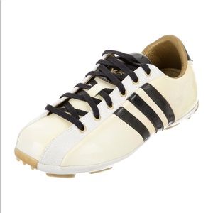 SOLD Y-3 x Adidas low-top round-toe sneakers